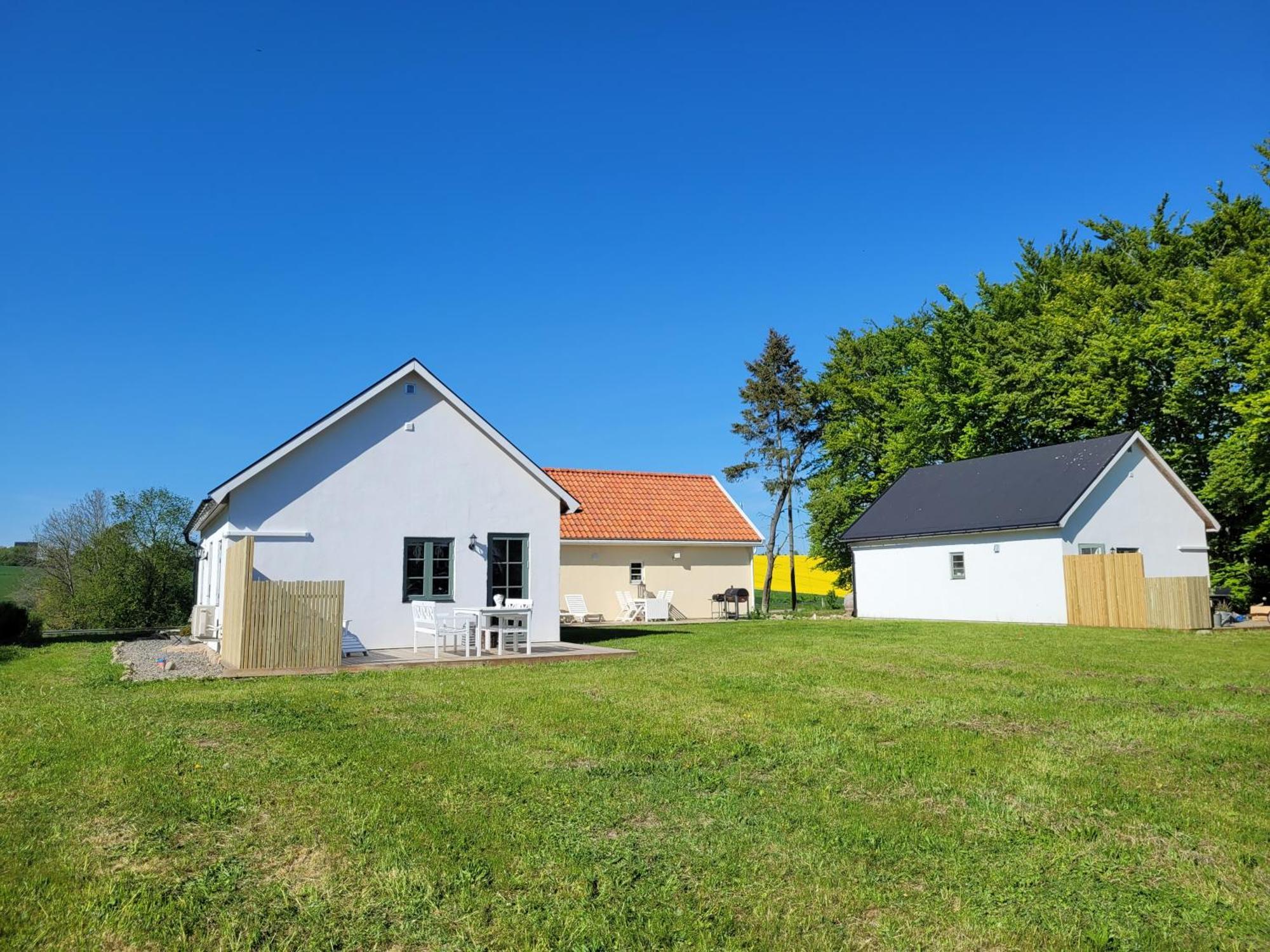 Litet Hus I Mysig By Naera Havet Βίλα Ystad Εξωτερικό φωτογραφία